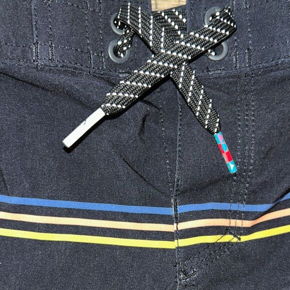 Quiksilver Swim 🏊 Board Shorts 🩳 🏄🏼‍♂️ Shorts Pocket Waist pulls - Picture 10 of 16